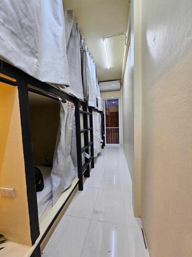 Luca Hostel Bangkok Ngoại thất bức ảnh