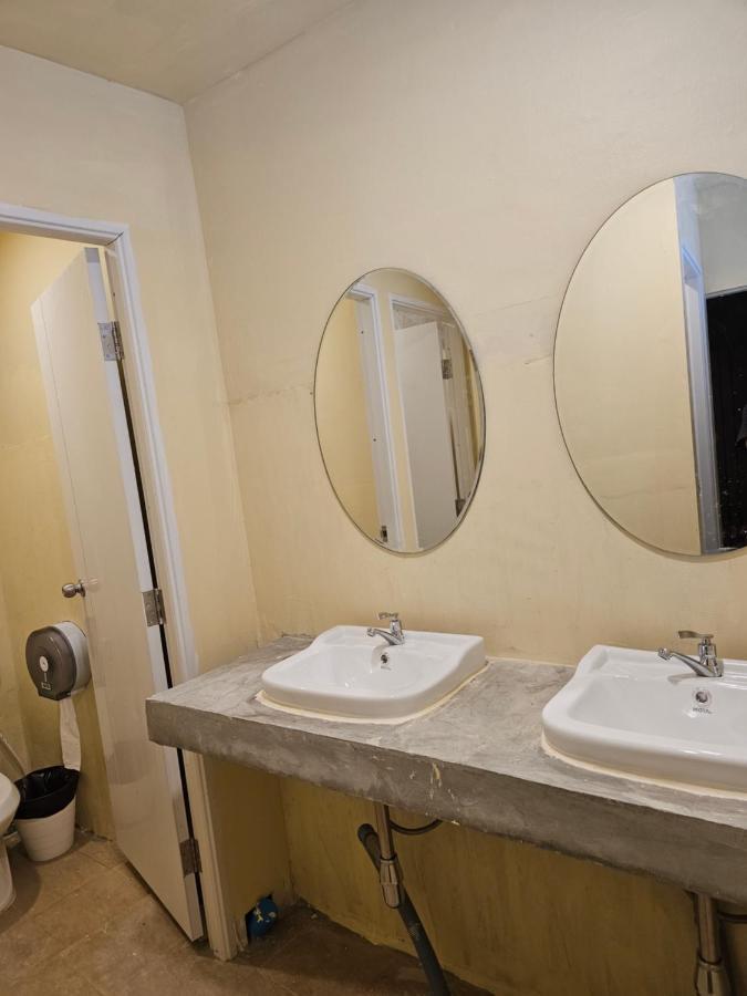 Luca Hostel Bangkok Ngoại thất bức ảnh